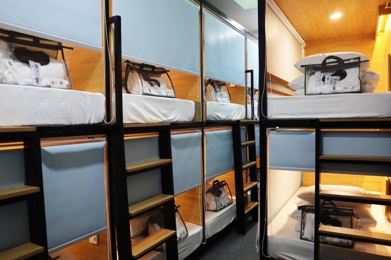 Amango Hostel โฮจิมินห์ซิตี้ ภายนอก รูปภาพ